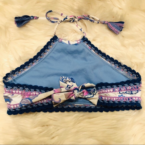 BECCA Bikini halter swimsuit top size Medium - Picture 3 of 4